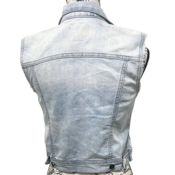 Jessica Simpson Light Wash Cropped Denim Vest Size XS - Picture 3 of 12